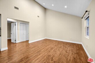 4020 Brunswick Ave in Los Angeles, CA - Building Photo - Building Photo