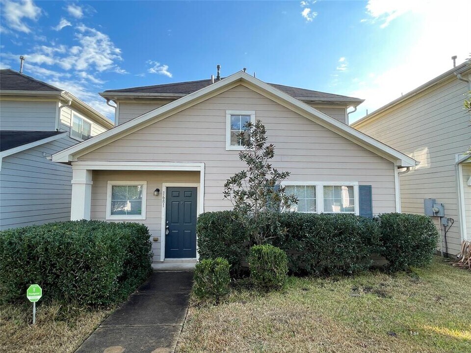 1681 Nichole Woods Dr Photo