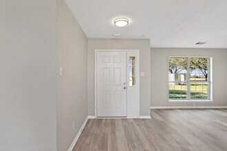 2445 Woods Rd in Brookshire, TX - Building Photo - Building Photo