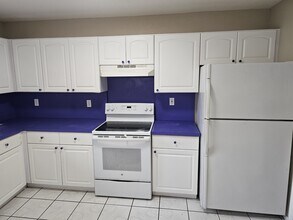 891 NW 34th Way in Fort Lauderdale, FL - Building Photo - Building Photo