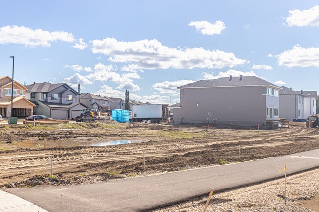 1602 Westerra Av in Stony Plain, AB - Building Photo - Building Photo