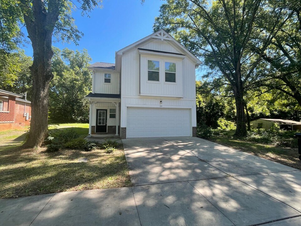 519 Biltmore St in Mooresville, NC - Building Photo