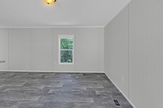 712 Glenn Pl in Fort Walton Beach, FL - Foto de edificio - Building Photo