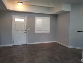 1900 Danbrook Dr in Sacramento, CA - Building Photo - Building Photo