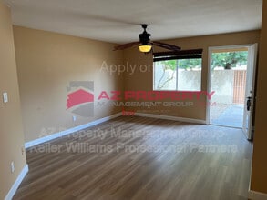 4766 W New World Dr in Glendale, AZ - Building Photo - Building Photo