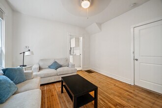 1011 Garnett Pl, Unit 1011 Garnett Unit in Evanston, IL - Building Photo - Building Photo