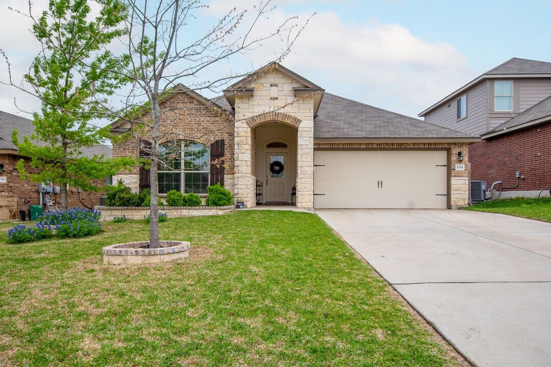 1214 Juneberry Pk Dr in Temple, TX - Building Photo
