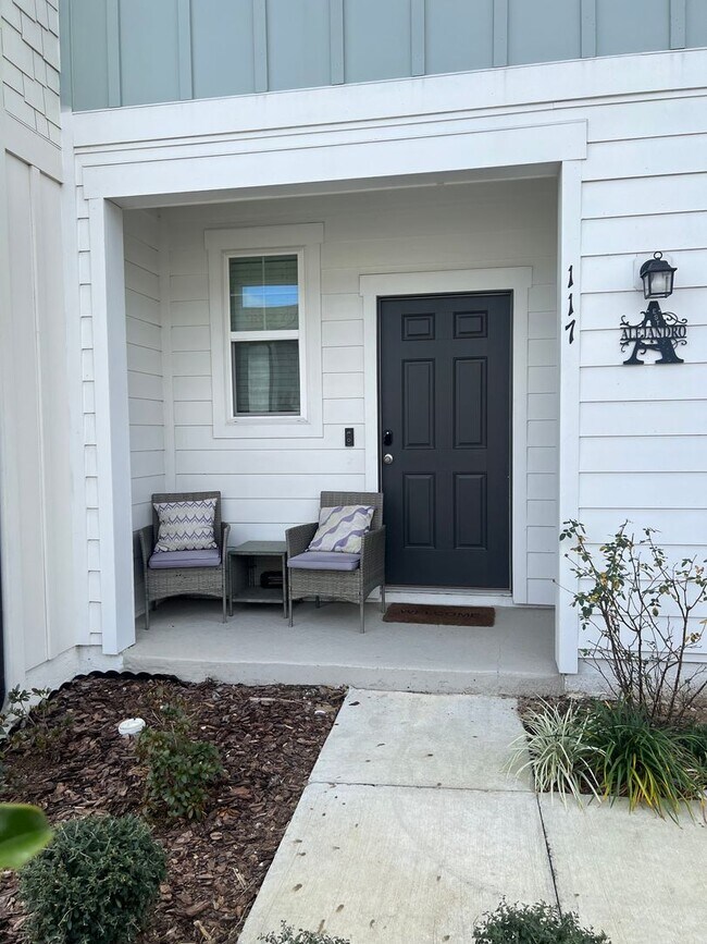 117 Mandovi St in Davenport, FL - Building Photo - Building Photo