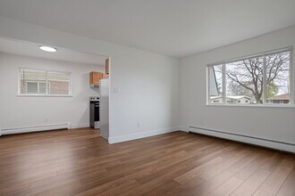 1617 Oxford Dr in Cheyenne, WY - Building Photo - Building Photo