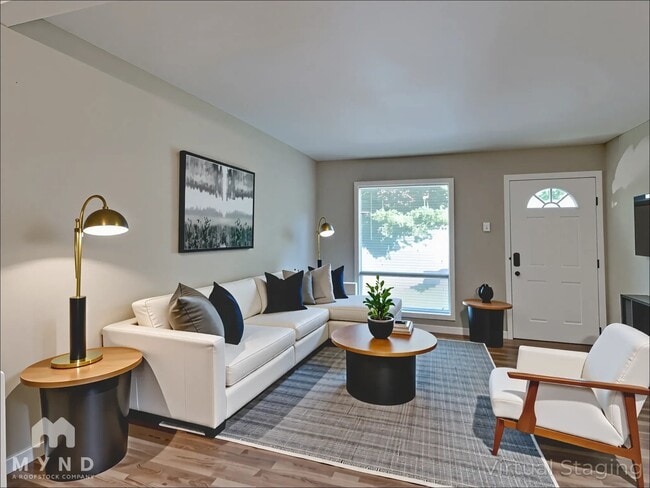 502 Fairlane Cir NW in Atlanta, GA - Building Photo - Building Photo