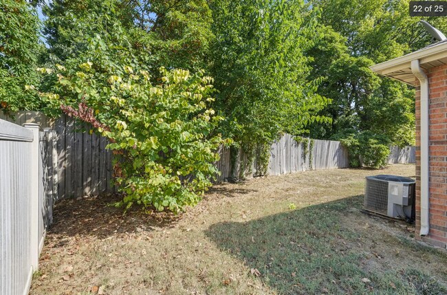 2301 W Bridlewood Trail in Ozark, MO - Building Photo - Building Photo