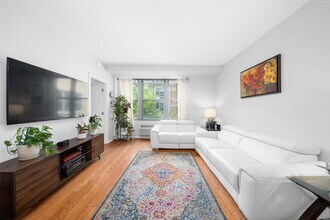 149 Essex St in Jersey City, NJ - Building Photo - Building Photo
