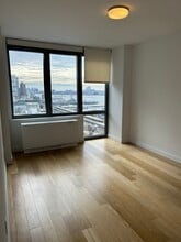 366 W 46th St, Unit 3 in New York, NY - Building Photo - Building Photo