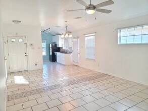 2637 Symphony Park Dr in Bryan, TX - Building Photo - Building Photo