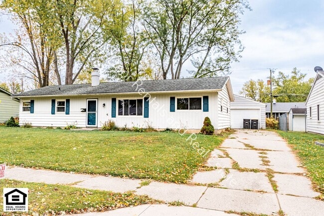 1727 Maplewood Rd in Fort Wayne, IN - Building Photo - Building Photo