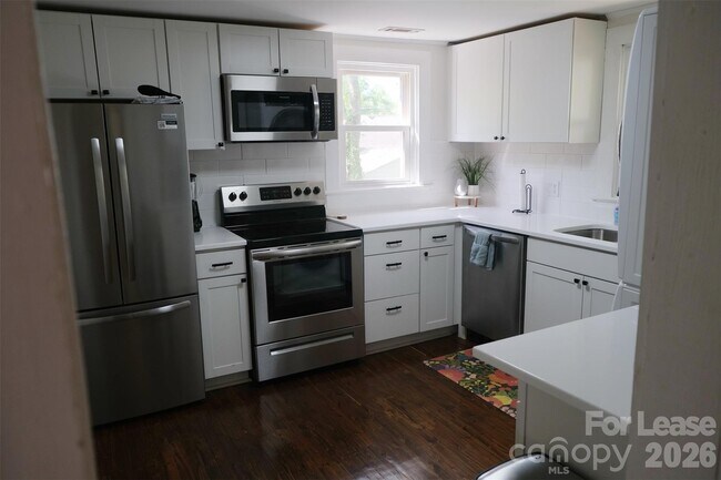 1034 Charles Ave in Charlotte, NC - Building Photo - Building Photo