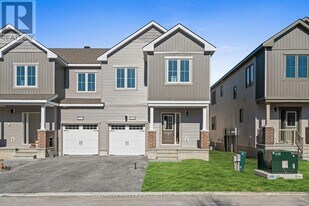 513 Brigatine Ave in Ottawa, ON - Building Photo