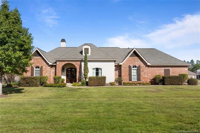 5850 Brookflower Ln in Lake Charles, LA - Foto de edificio - Building Photo
