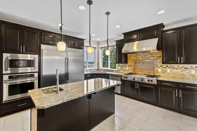 property at 11164 SE 66th Ct