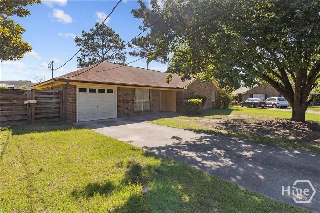 703 Tray Ct in Hinesville, GA - Building Photo