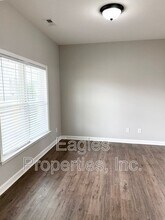 209 Weeping Willow Dr in La Grange, NC - Building Photo - Building Photo