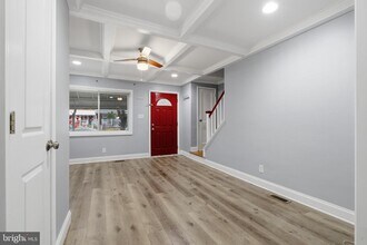 811 Mildred Ave in Dundalk, MD - Building Photo - Building Photo