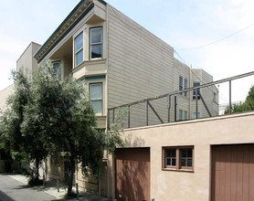 1084 Natoma St in San Francisco, CA - Building Photo - Building Photo