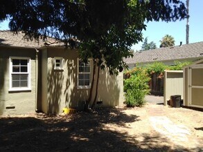32 Sanford Ave in Campbell, CA - Building Photo - Building Photo