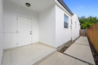9312 NW 3rd Ave in Miami Shores, FL - Building Photo - Building Photo