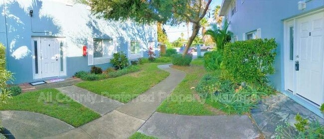 198 S 14th St in Cocoa Beach, FL - Building Photo - Building Photo