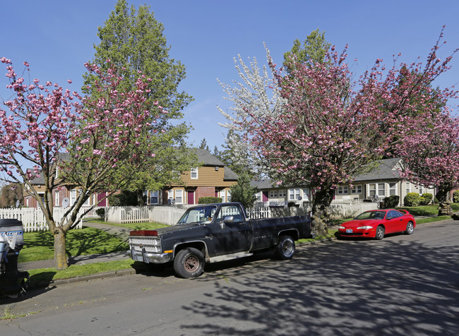 Maya Angelou in Portland, OR - Foto de edificio - Building Photo