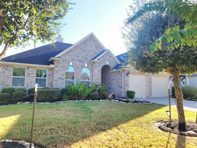 property at 142 Round Lake Dr