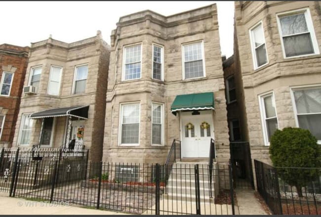4220 S Union Ave, Unit 2 - second floor
