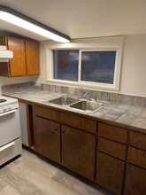 5236 Buckhorn Rd in Roseburg, OR - Building Photo - Building Photo