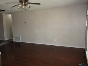 1707 W Currier Ave in Artesia, NM - Building Photo - Building Photo