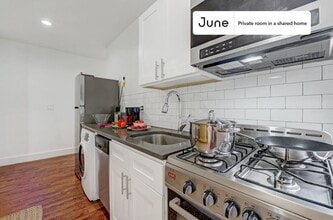 Room in Shared 3.0 bed/1 bath home in Brooklyn, NY - Foto de edificio - Building Photo