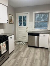 1711 Summit View Pl in Austin, TX - Building Photo - Building Photo