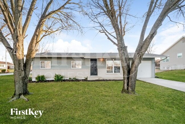 property at 15 E Ofallon Dr