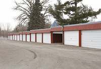 Eastview Manor in St. Paul, MN - Building Photo - Building Photo