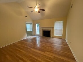 547 Cranberry Cir in Grovetown, GA - Building Photo - Building Photo