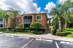 1810 Florida Club Cir in Naples, FL - Building Photo