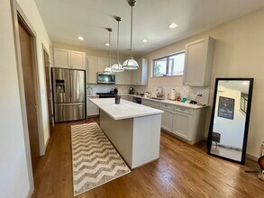 709 15th Ave in Seattle, WA - Building Photo - Building Photo