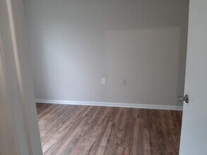 4220 Craig Ave, Unit Brittany Place At Craig in Charlotte, NC - Building Photo - Building Photo