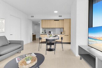 501 NE 1st Ave, Unit SI ID1512837P in Miami, FL - Foto de edificio - Building Photo