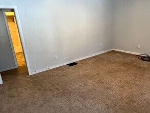 742 Pony Farm Road, Unit Apartment 2 in Kittanning, PA - Building Photo - Building Photo