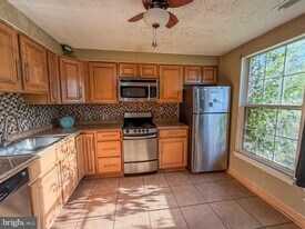 58 Vanderbilt Ct in Sicklerville, NJ - Building Photo