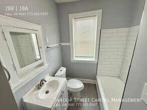 1621 S Komensky Ave in Chicago, IL - Building Photo - Building Photo
