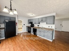 6623 Pacific Ave in Fayetteville, NC - Building Photo - Building Photo