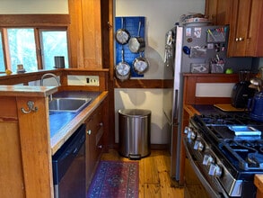 87 Crossbrook Ave in Amherst, MA - Building Photo - Building Photo