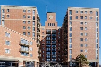 15 North Beacon St, Unit 303 in Boston, MA - Building Photo - Building Photo